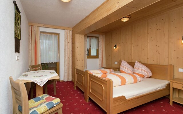 Splendid Apartment in Aschau im Zillertal With Garden