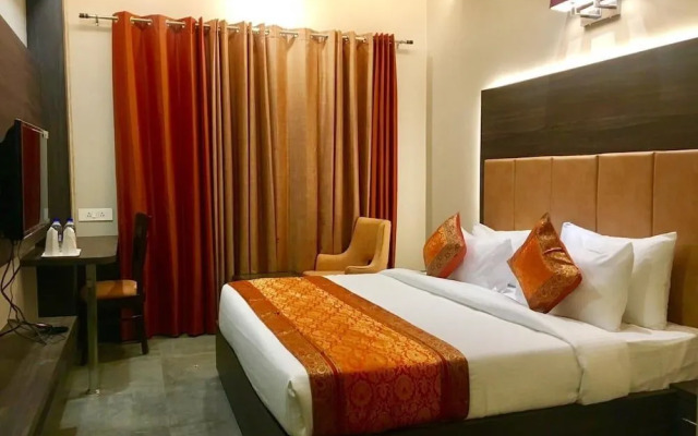 Hotel Abhinav International
