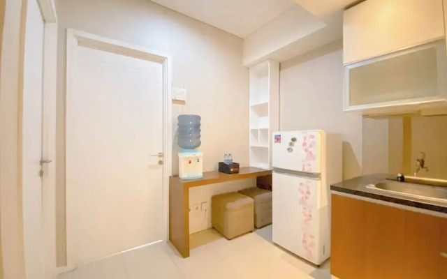 Modern 2Br Apartment Without Living Room At Parahyangan Residence