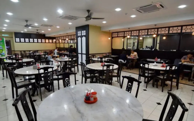 Pantai Inn