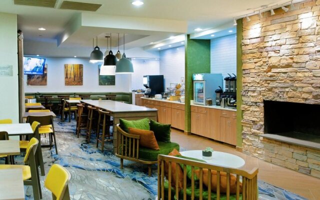 AmericInn by Wyndham Hays