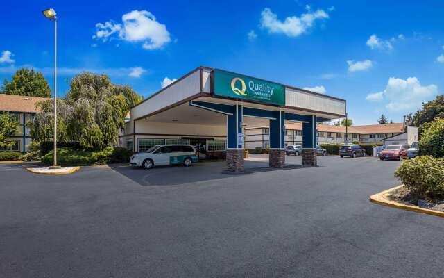 Quality Inn & Suites Medford Airport