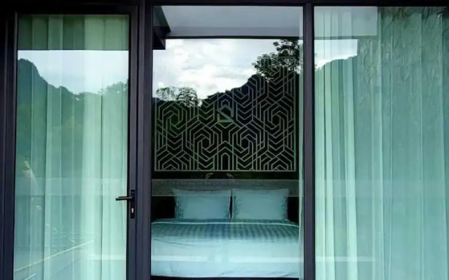 Song View Pool Villa