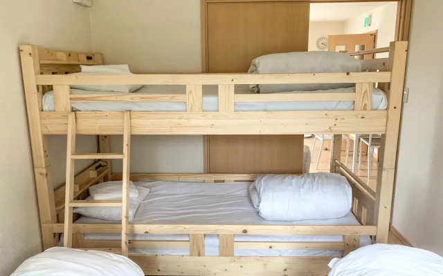 Trailside Apartments & Chalet