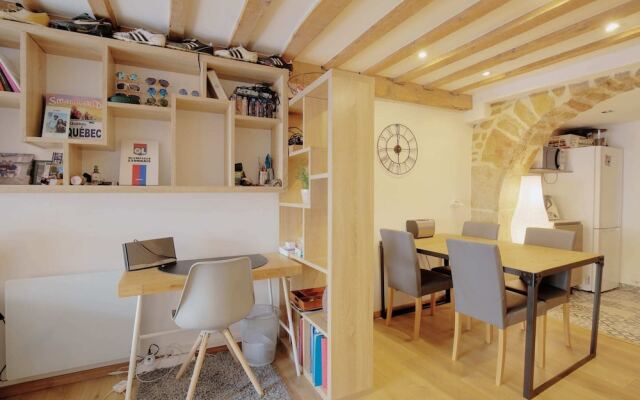Spacious Apartment for 4 People Lyon