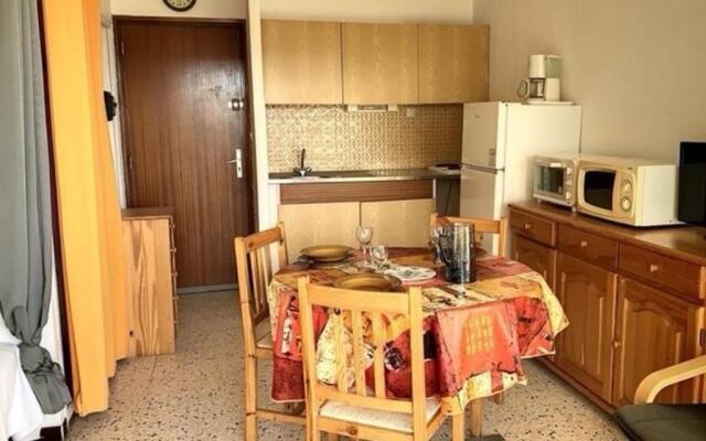 Appartement Balaruc-les-Bains, 1 pièce, 2 personnes - FR-1-503-21