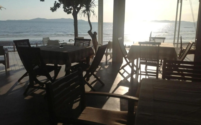 Bari Lamai Resort