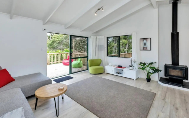 Lofty Te Haumi - Paihia Holiday Home