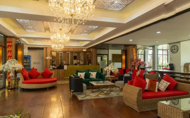 Gassan Khuntan Golf and Resort