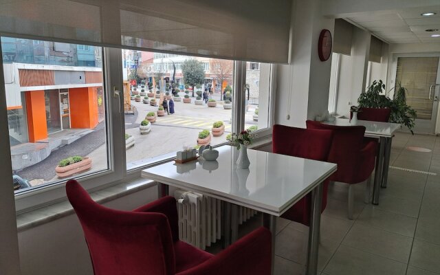 Otel Eratay