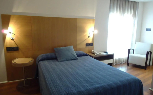Isla Nova Hotel