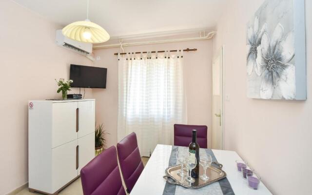Apartment Neyra