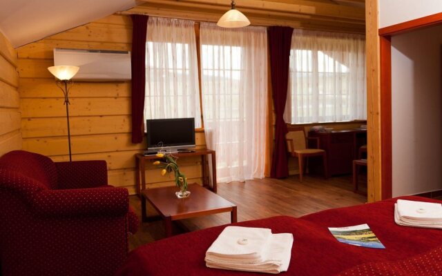 Green Inn Hotel
