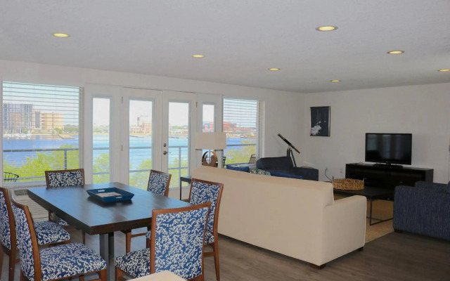 Southbank Hotel by Marriott Jacksonville Riverwalk