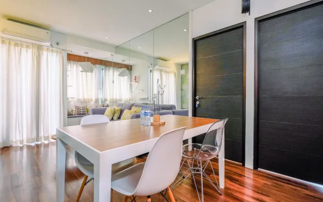 Luxurious 2Br At Tamansari Semanggi Apartment