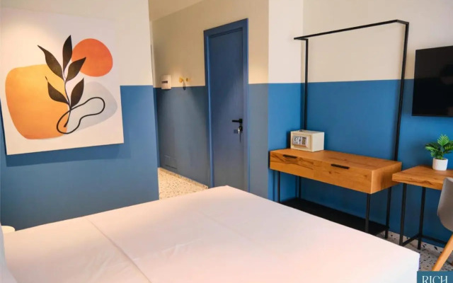 Rich Boutique Hotel