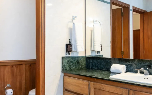 Amazing 4BR With Incredible Terrace in Medellin