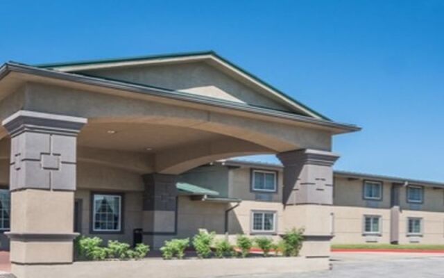 Ramada Beaumont