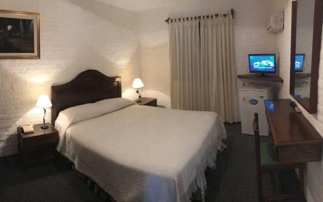 Hotel Camelot