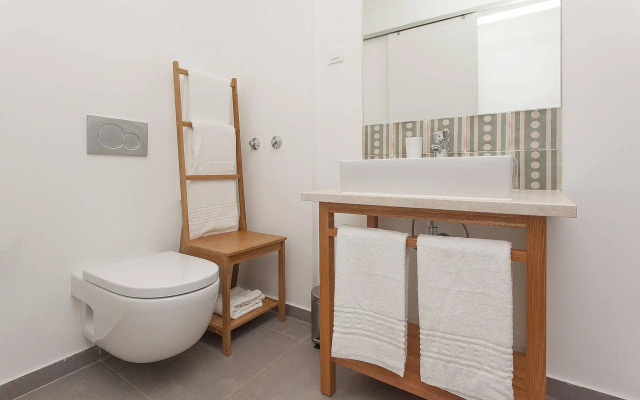 Lisbon Old Town Guest House