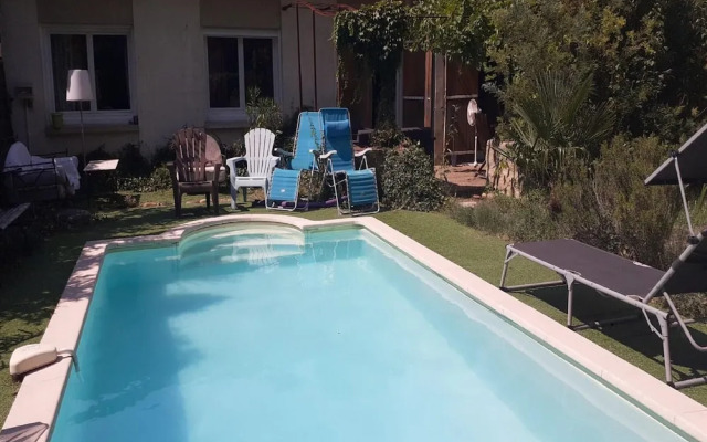 Nice Villa in Morieres-les-avignon With Pool