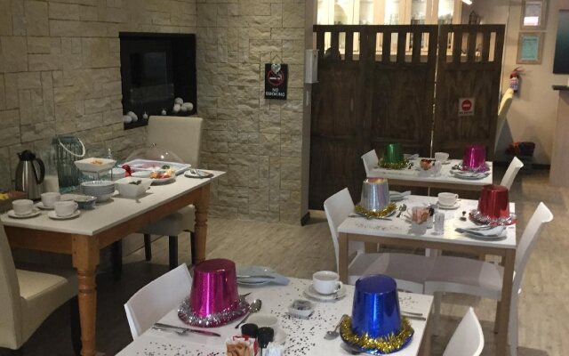 Small Wonder Bed and Breakfast