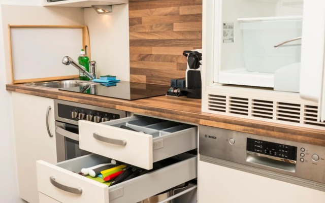 Garden Lounge Satzberg by ichbucheAT