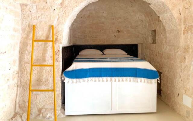 Trullo Cecapesce con Piscina by Wonderful Italy