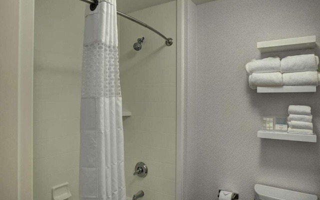 Hampton Inn & Suites Richmond - Downtown