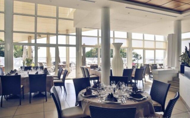 Hotel Mercure Les 3 Iles - La Rochelle Sud