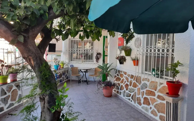 Comfortable 3-bed House, Bungalow