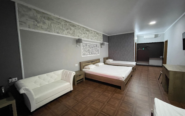 Astan Hotel