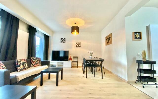 Brial apartment 2 bedrooms, lift,