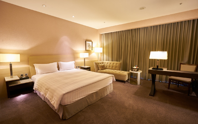 Taipung Suites