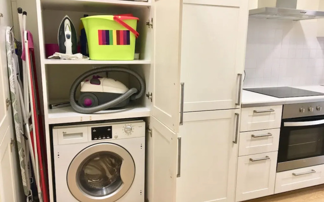 Apartamento con Inmejorable UbicaciÃ³n al lado de Las Ramblas