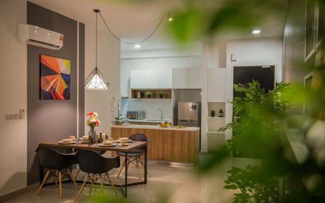 Twin Galaxy Suites