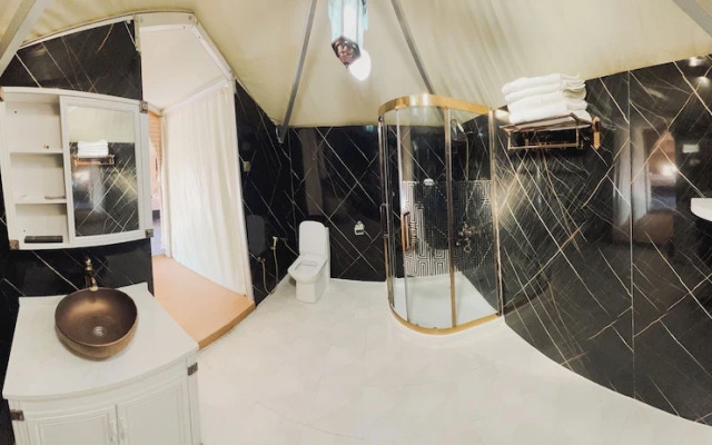 Luxury Desert Camp Oman
