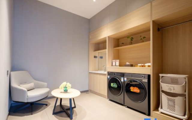 Homeinn Hotel (Laiyang Longmen West Road RT-Mart)