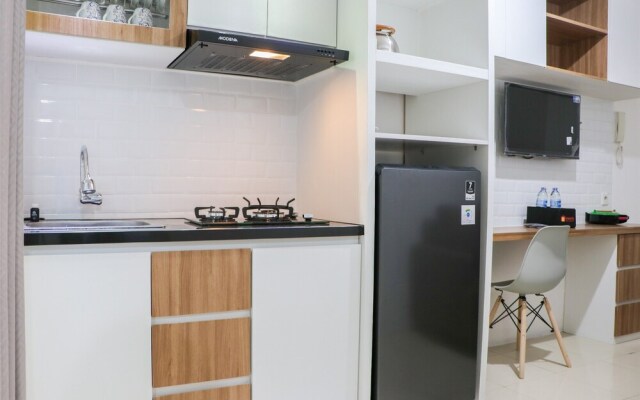 Minimalist And Warm 1Br At Bassura City Apartment