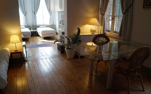 The Captaincy Guesthouse Brussels