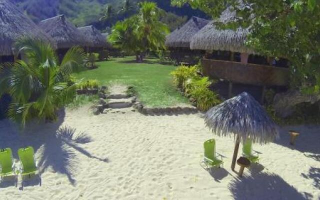 Moorea Fare Miti