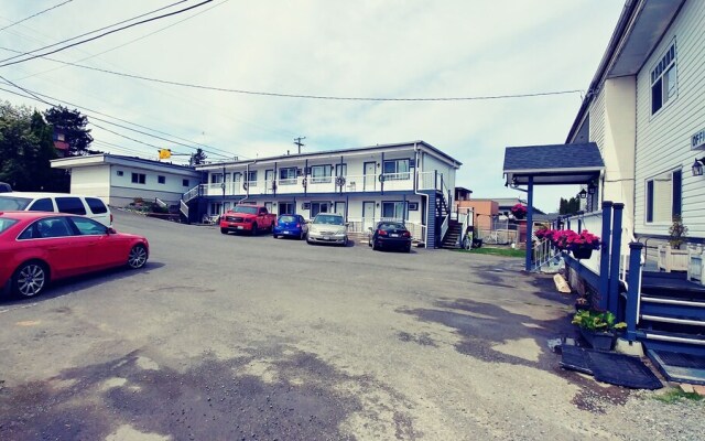 River Heights Motel