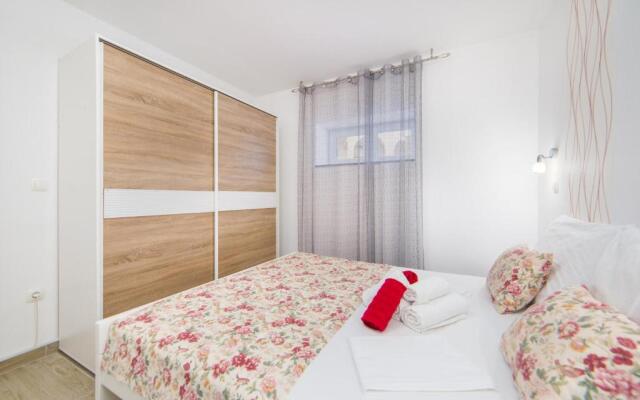 Apartments Maša