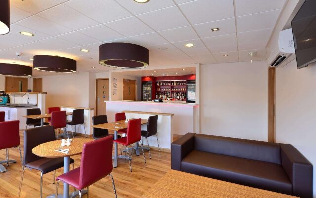 Travelodge London Raynes Park
