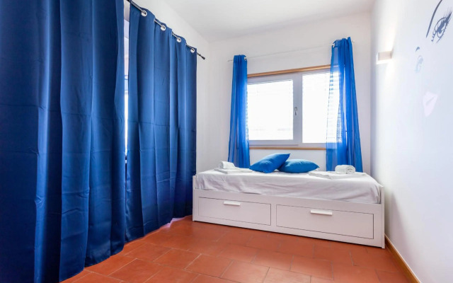 Marina Lovers by Seewest