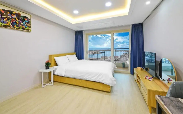 Seogwipo Daepyeong Olleh Pension