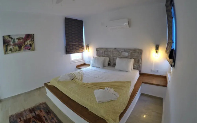 Calypso Lakeview Villas