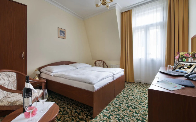 EA Hotel Elefant