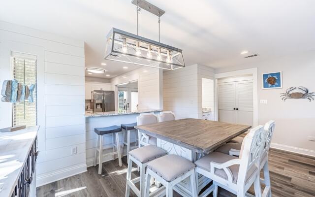 Beachwalk Villa 5202