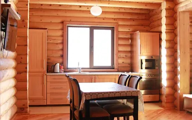 Золотая Бухта